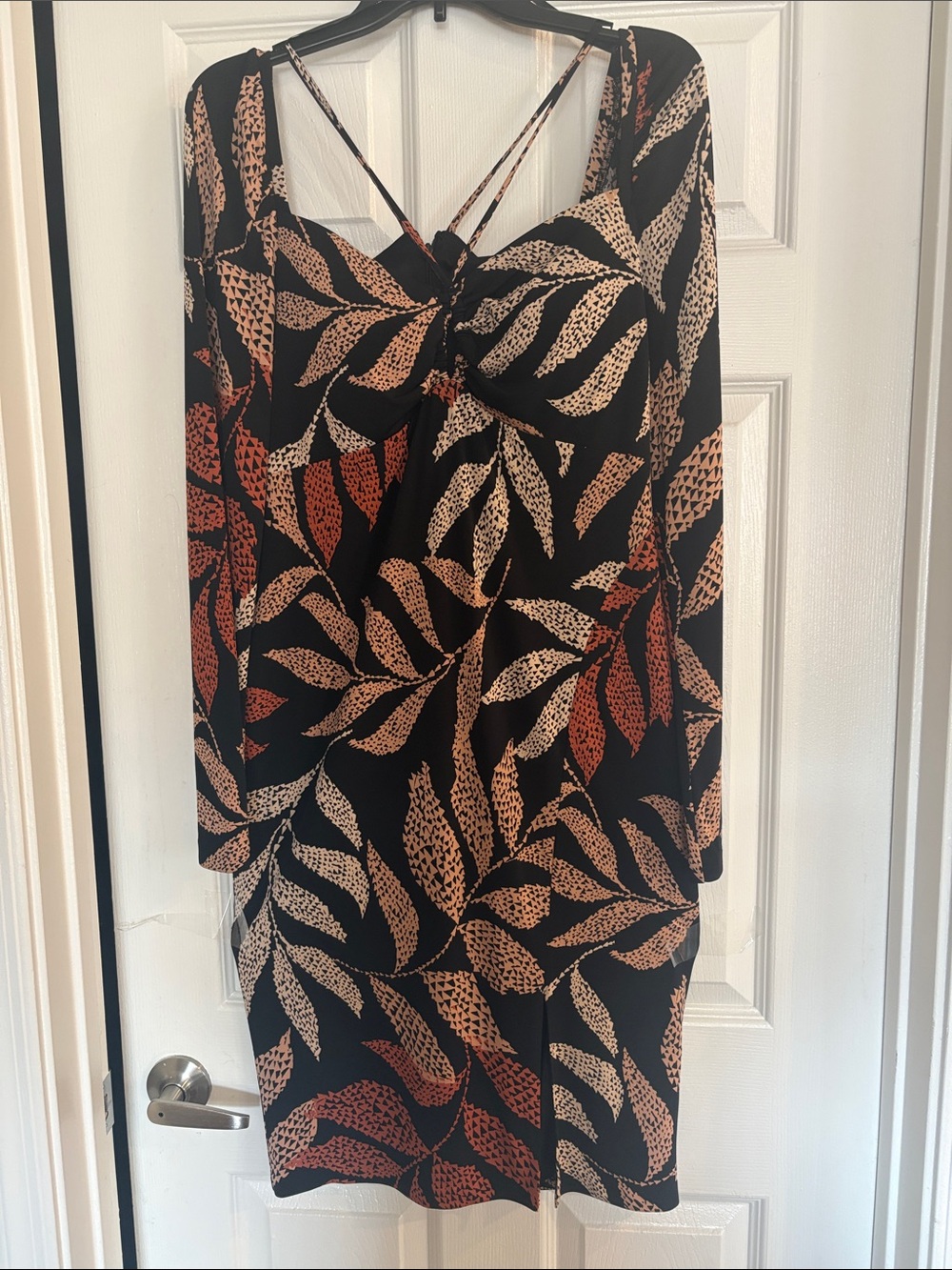 Guess Long-Sleeve Leaf-Print Dress in Tan & Rust